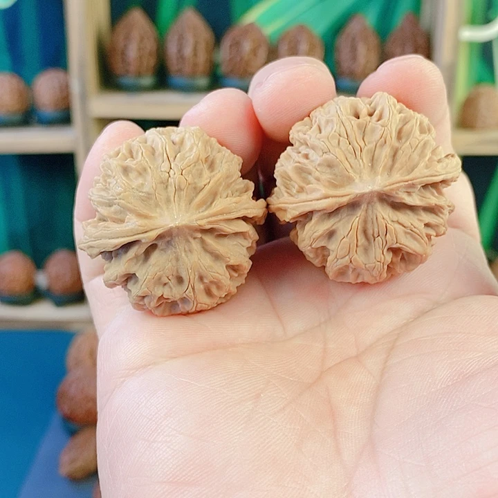 文玩核桃吊坠045苹果园38尺