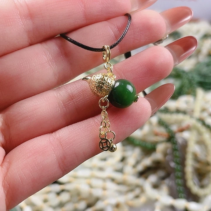 未镶嵌和田玉挂件