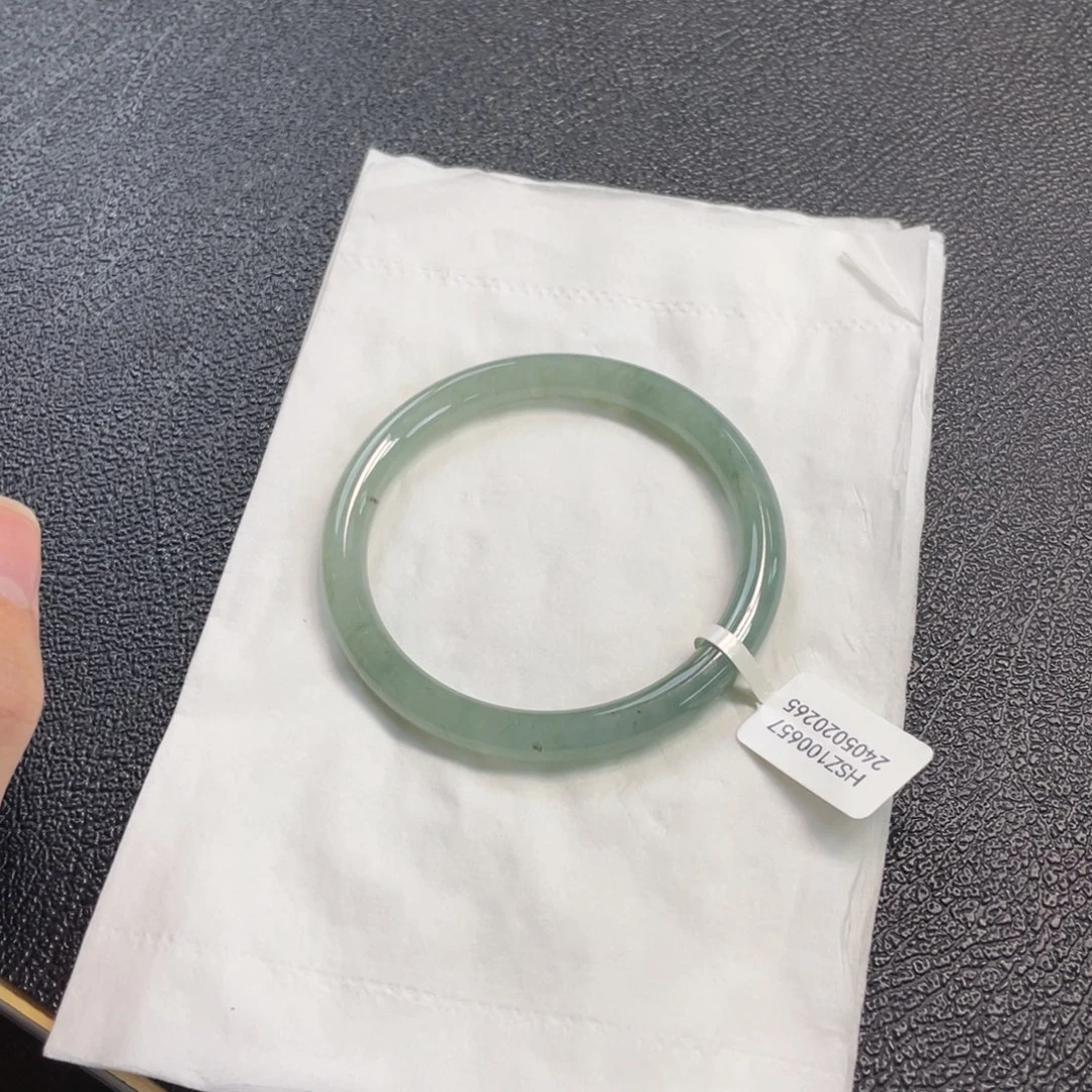 翡翠未镶嵌手镯56圆条