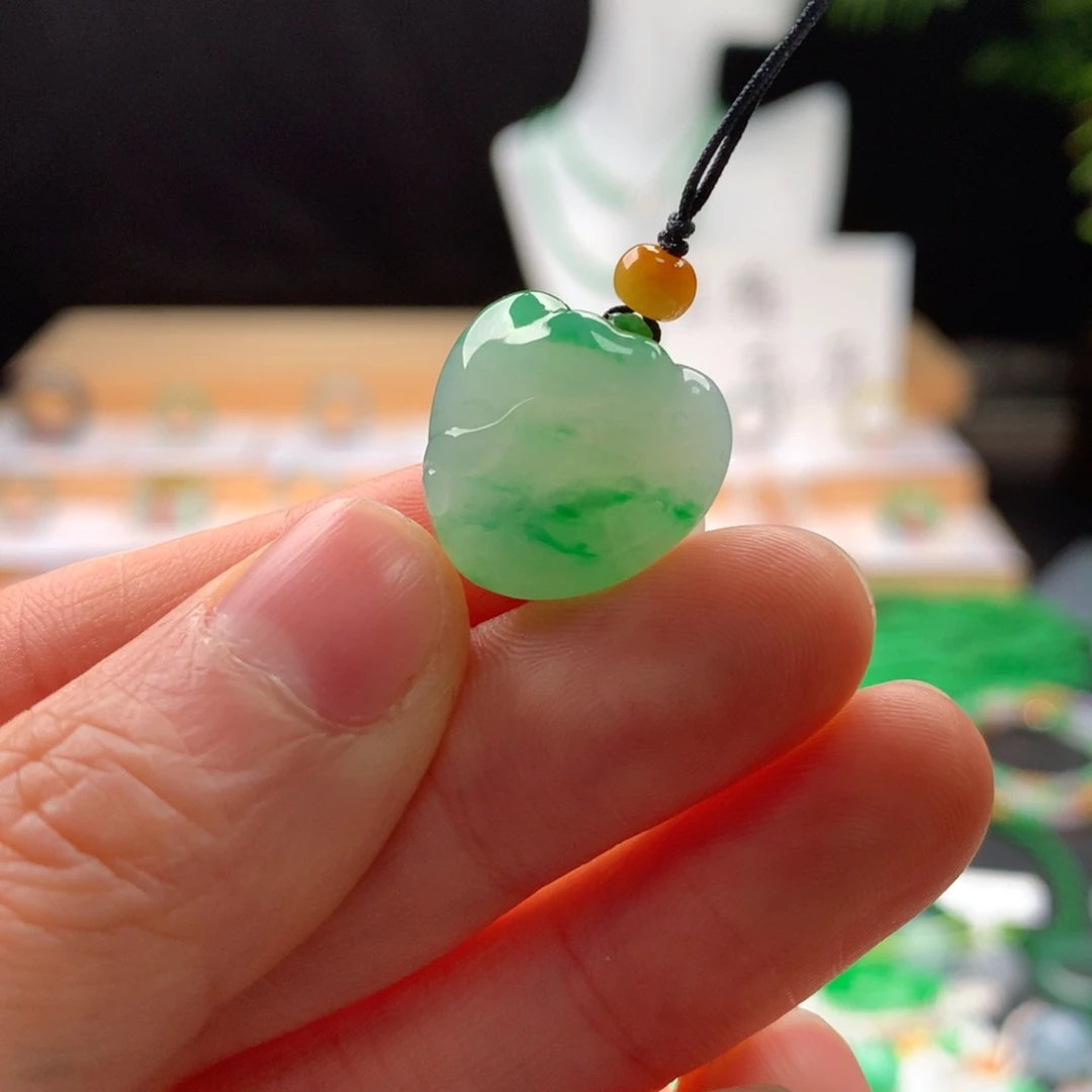 翡翠颈饰未镶嵌天然缅甸A货翡翠