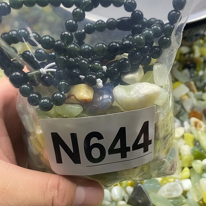 未镶嵌蛇纹石玉鱼缸石