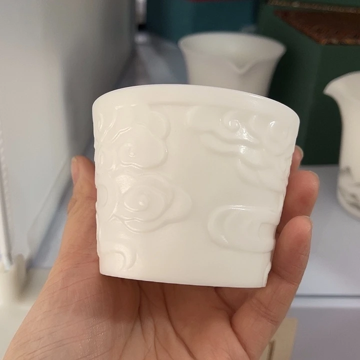 福利待遇多多哦哦哦