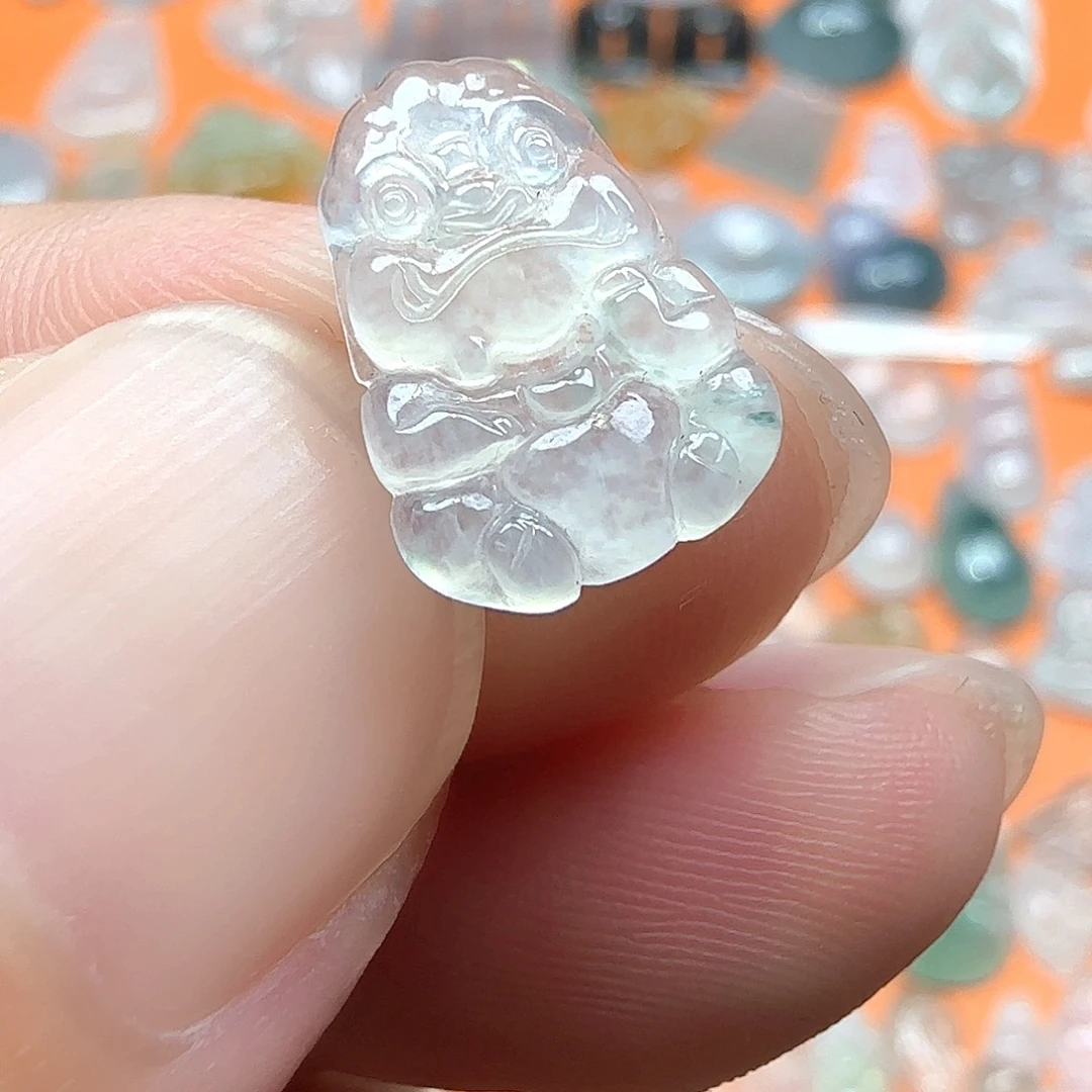 定制翡翠未镶嵌翡翠
