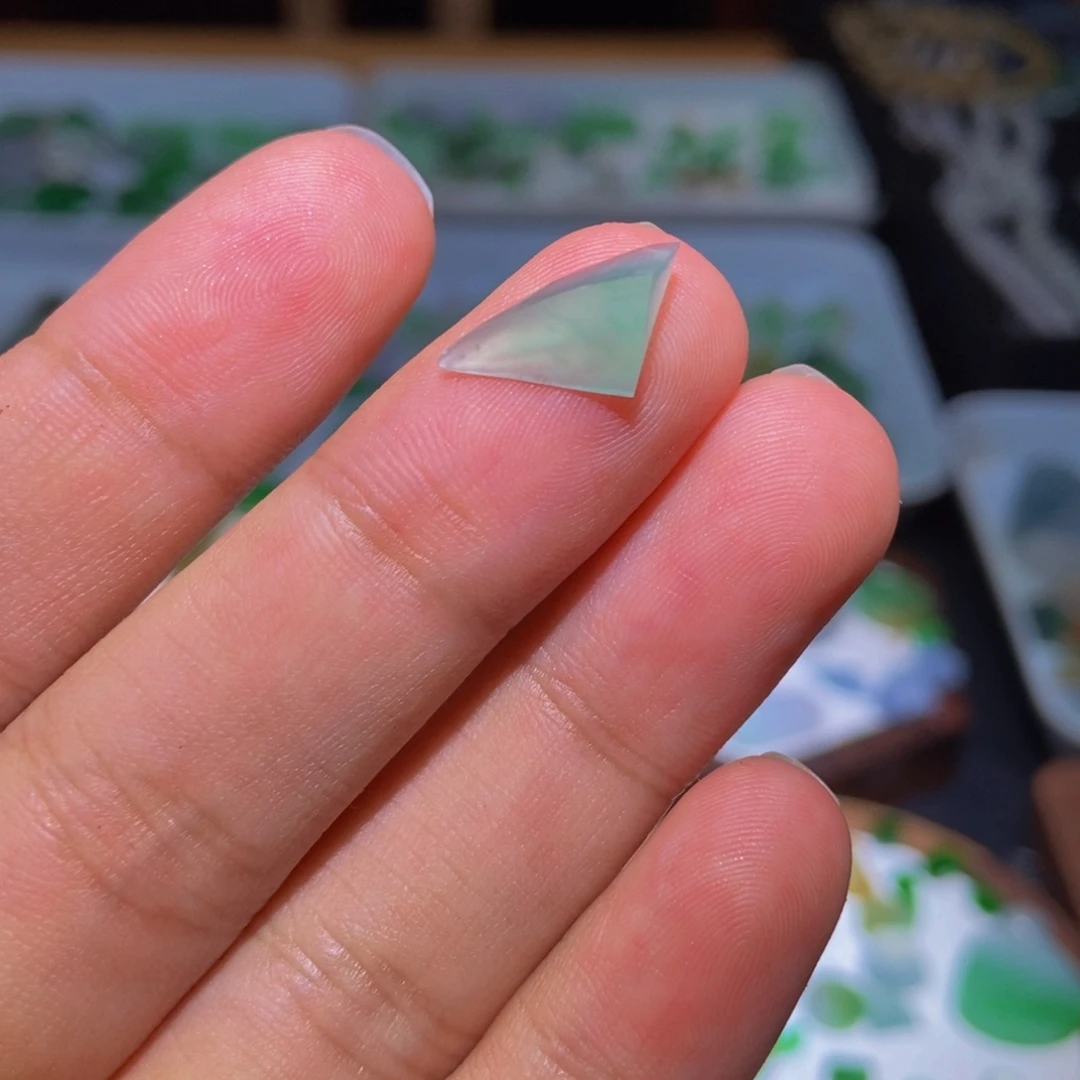 定制翡翠未镶嵌翡翠