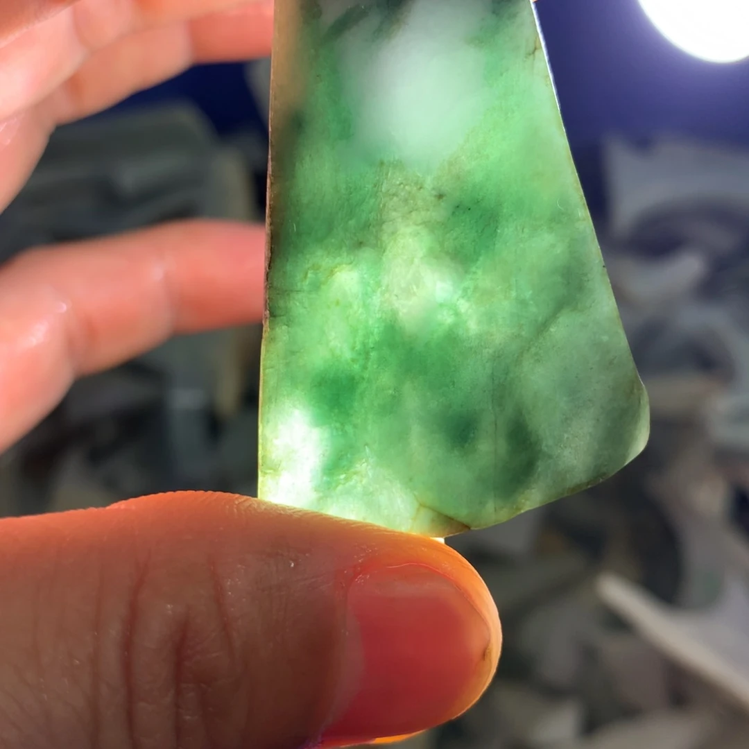 翡翠裸石翡翠边角料