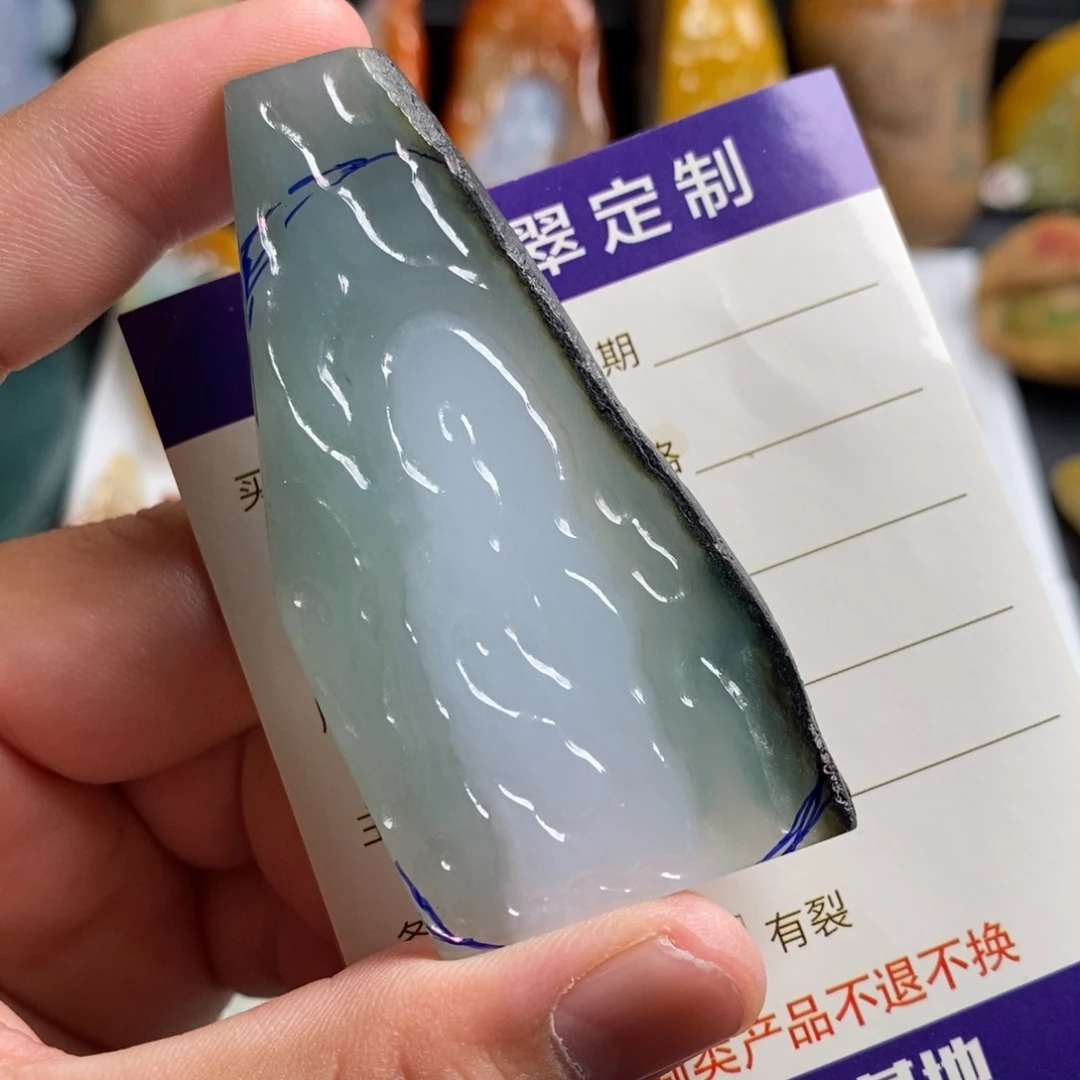 定制翡翠未镶嵌天然佛本无相带皮意境翡翠吊坠