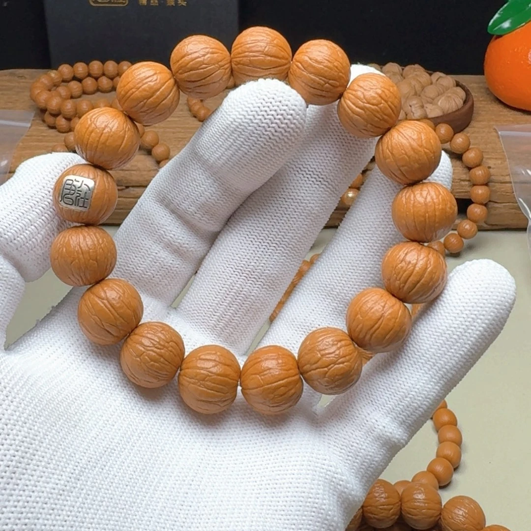 猴头核桃吊坠16小银标款聚宝盆