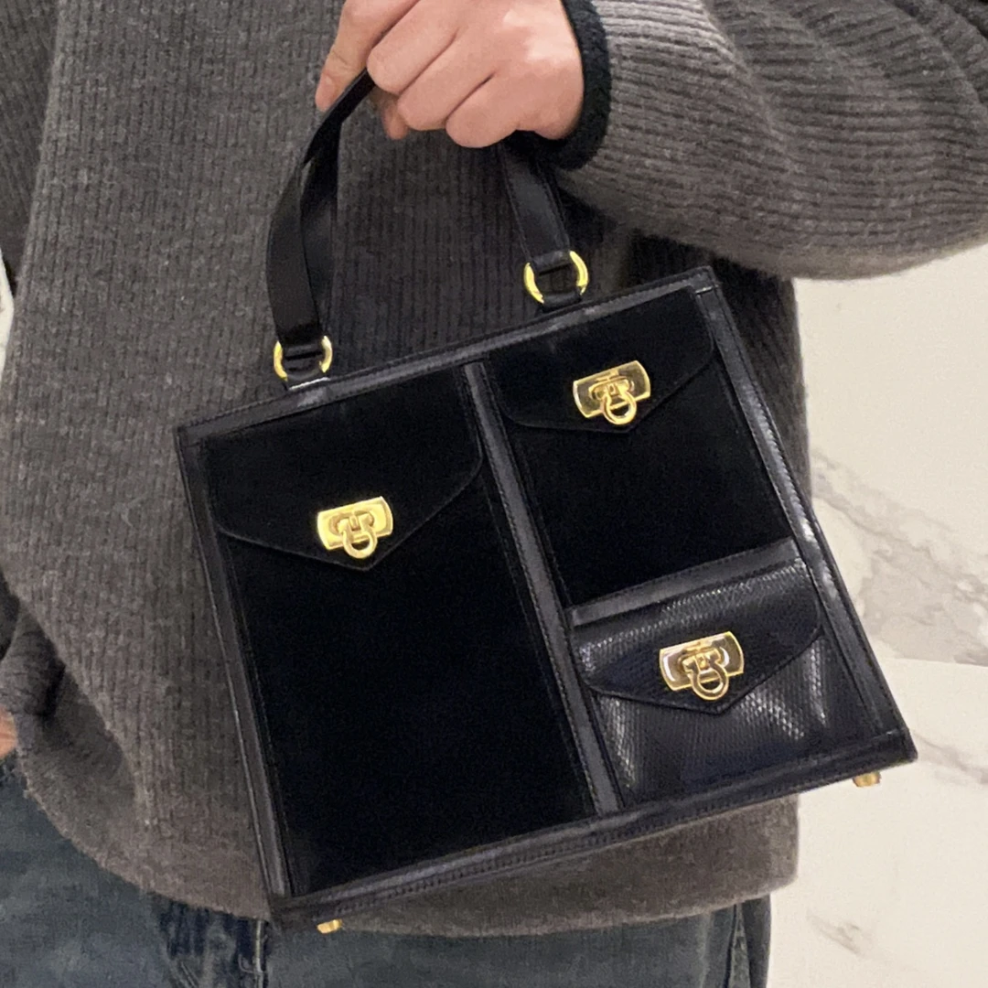 95新 FERRAGAMO/菲拉格慕 【涛】22BJM1黑金多口袋手提包