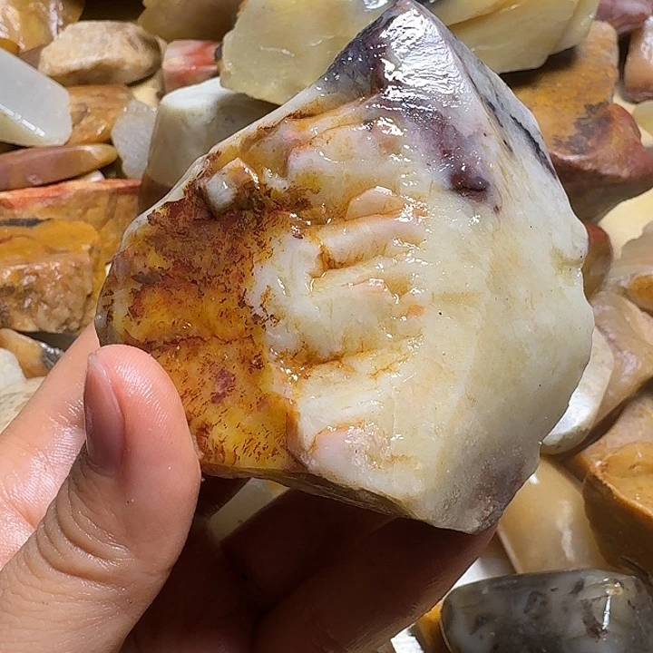 源***缘寿山石寿山石的颜色
