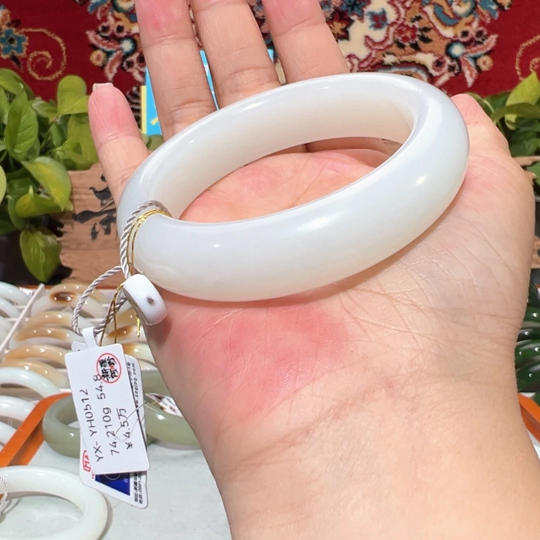 未镶嵌手镯和田玉老坑新疆和田玉糯叽叽