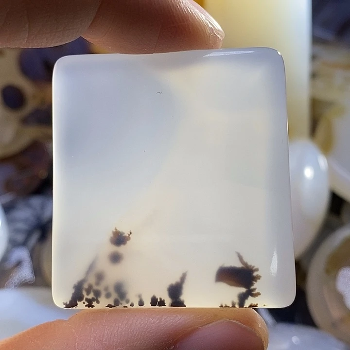 未镶嵌颈饰玛瑙/玉髓俺**下