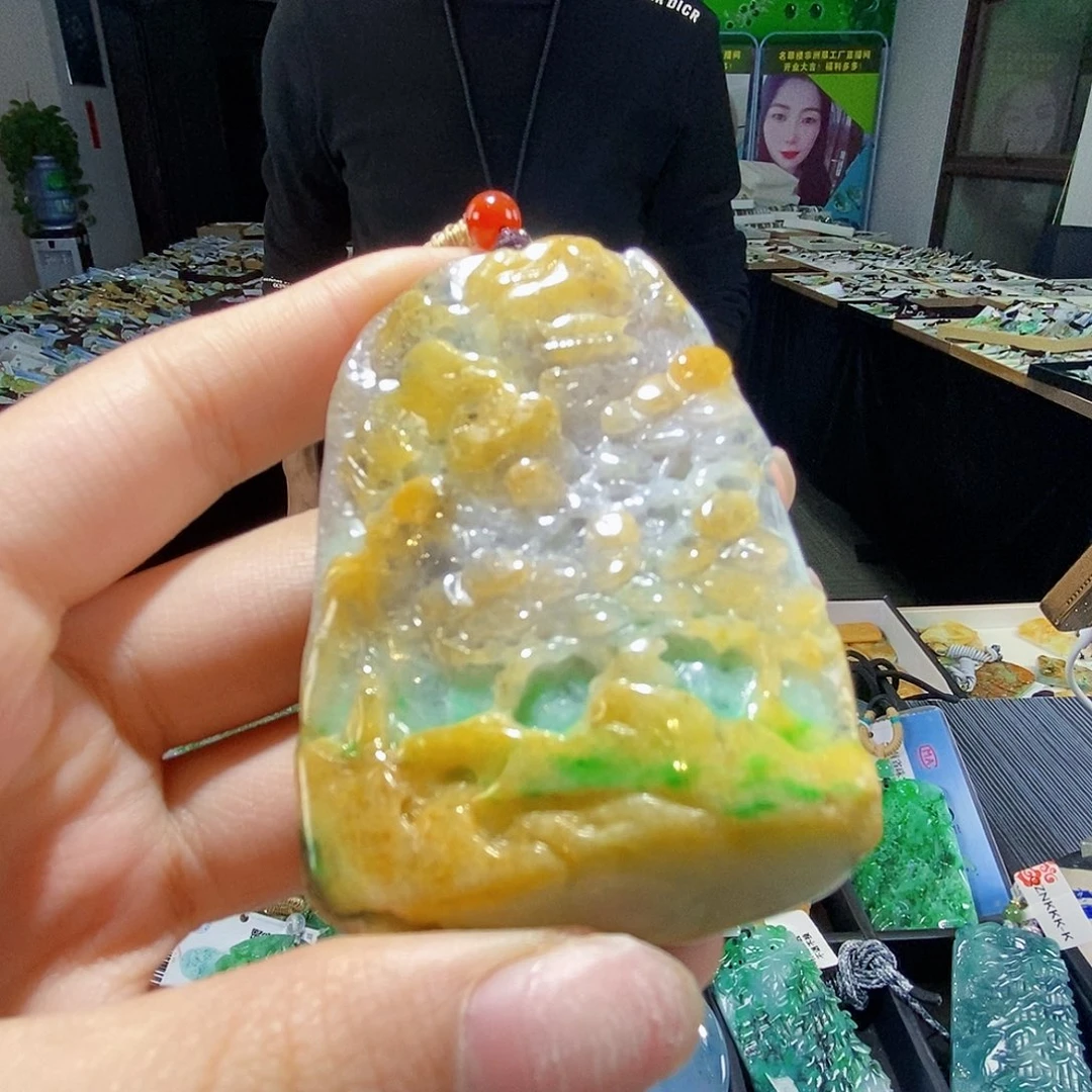 颈饰未镶嵌翡翠翡翠