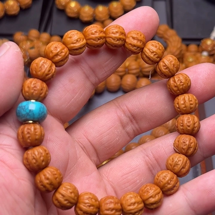 猴头核桃吊坠八凌