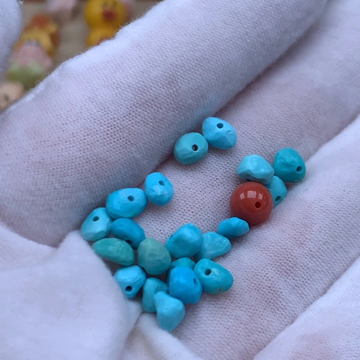 南红玛瑙未镶嵌珠宝奇石