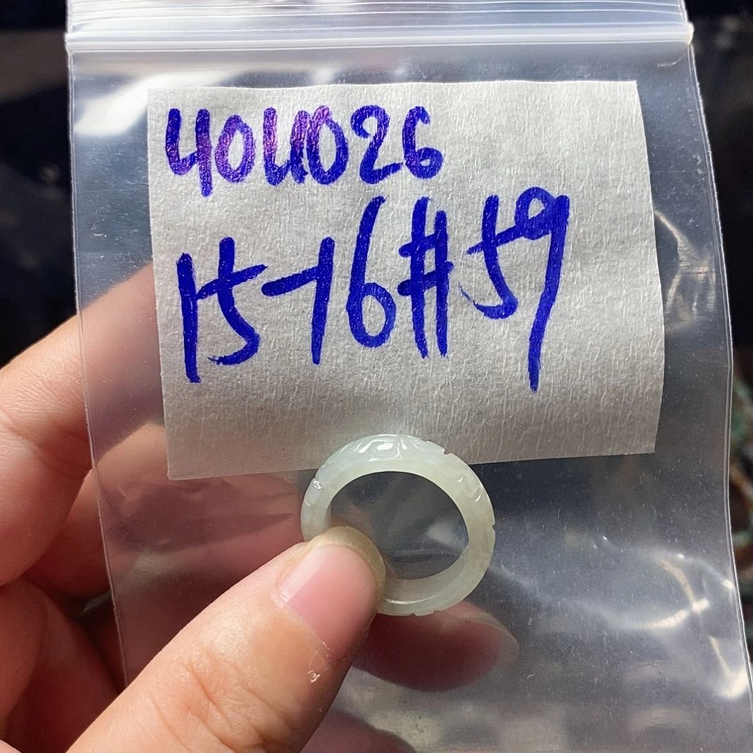 未镶嵌定制翡翠翡翠