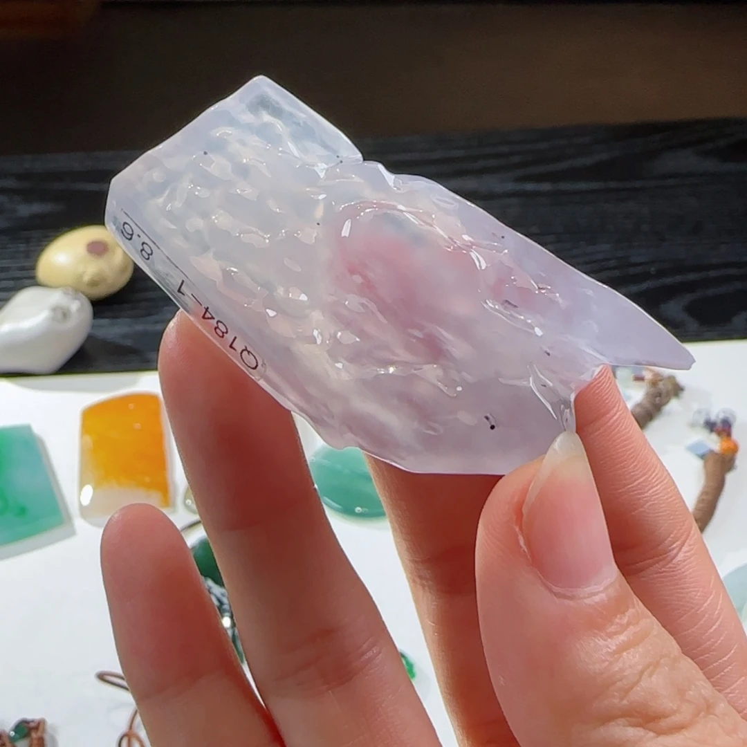 颈饰未镶嵌翡翠橦