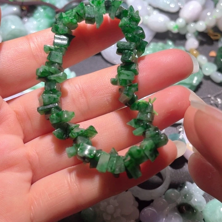 【闪购商品】翡翠颈饰未镶嵌天然翡翠