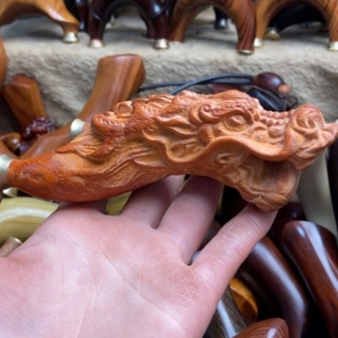 大果紫檀（缅甸花梨）微瑕快压红龙