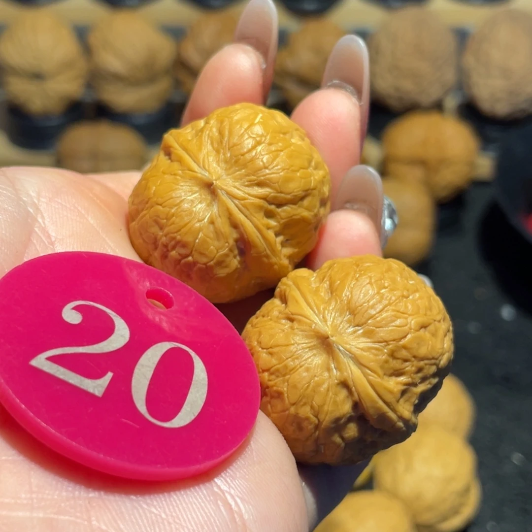 小樱桃蛇皮球核桃31