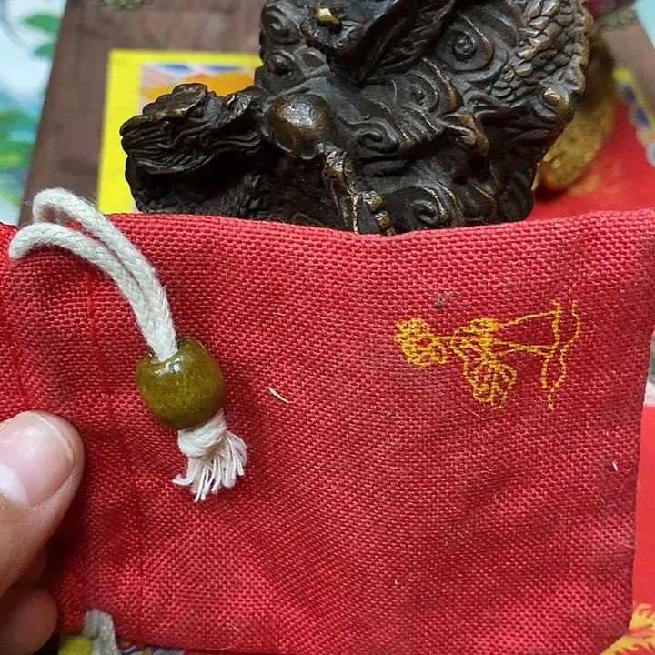 织绣哈哈哈吃吧哈哈哈hi