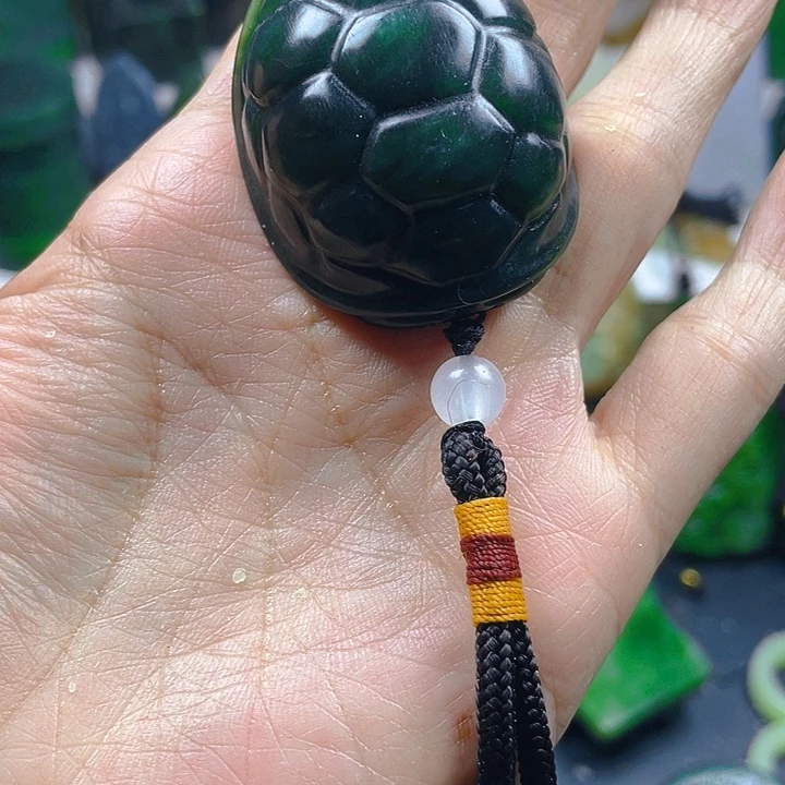 和田玉未镶嵌珠宝半成品