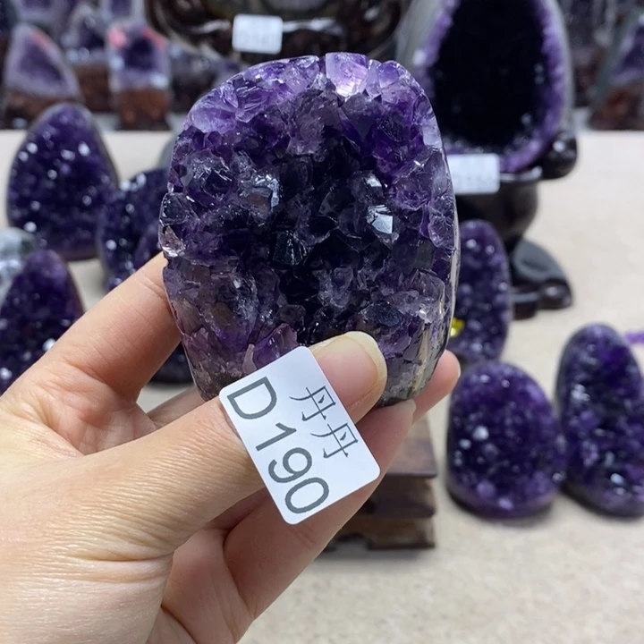 大型摆件（非配饰）未镶嵌水晶