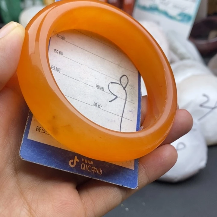 石英质玉未镶嵌手镯