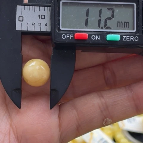 【闪购商品】裸石蜜蜡未镶嵌22号