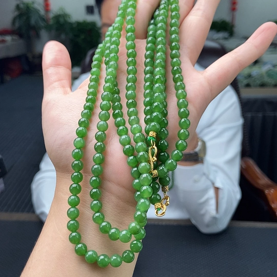 和田玉未镶嵌颈饰颜色多样性发拍一发一