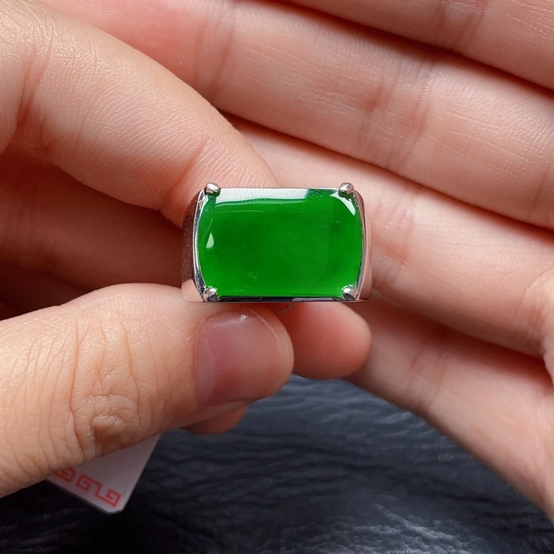 森***函翡翠银S925镶嵌颈饰没有运费险3793