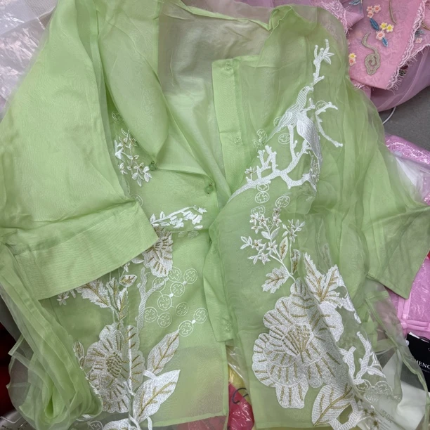 6219重工国服提花新中式百搭宽松时尚马甲外衣