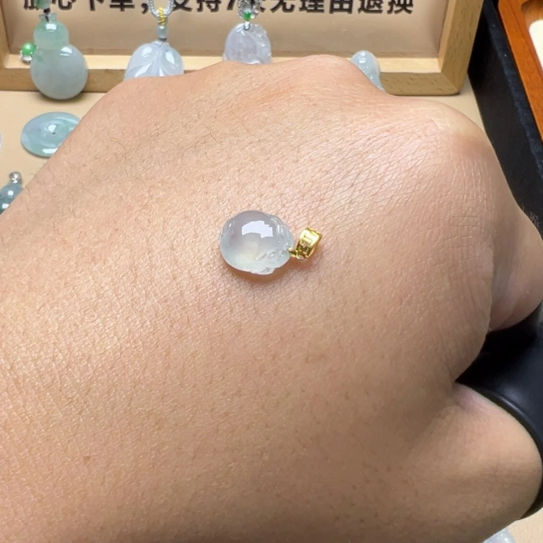 翡翠颈饰18K金镶嵌金蟾