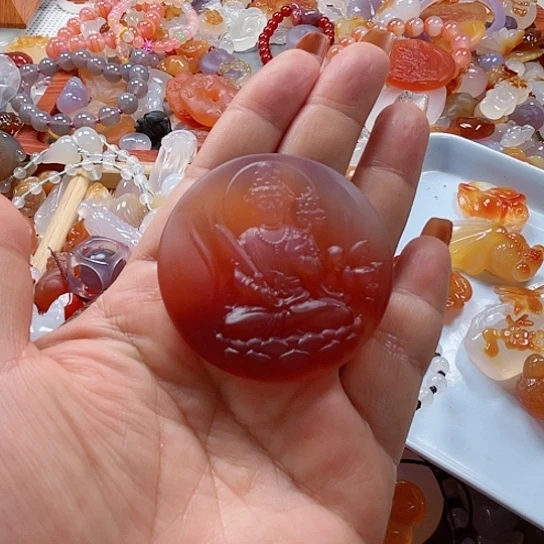 玛瑙/玉髓吊坠(赠链)未镶嵌时**梭