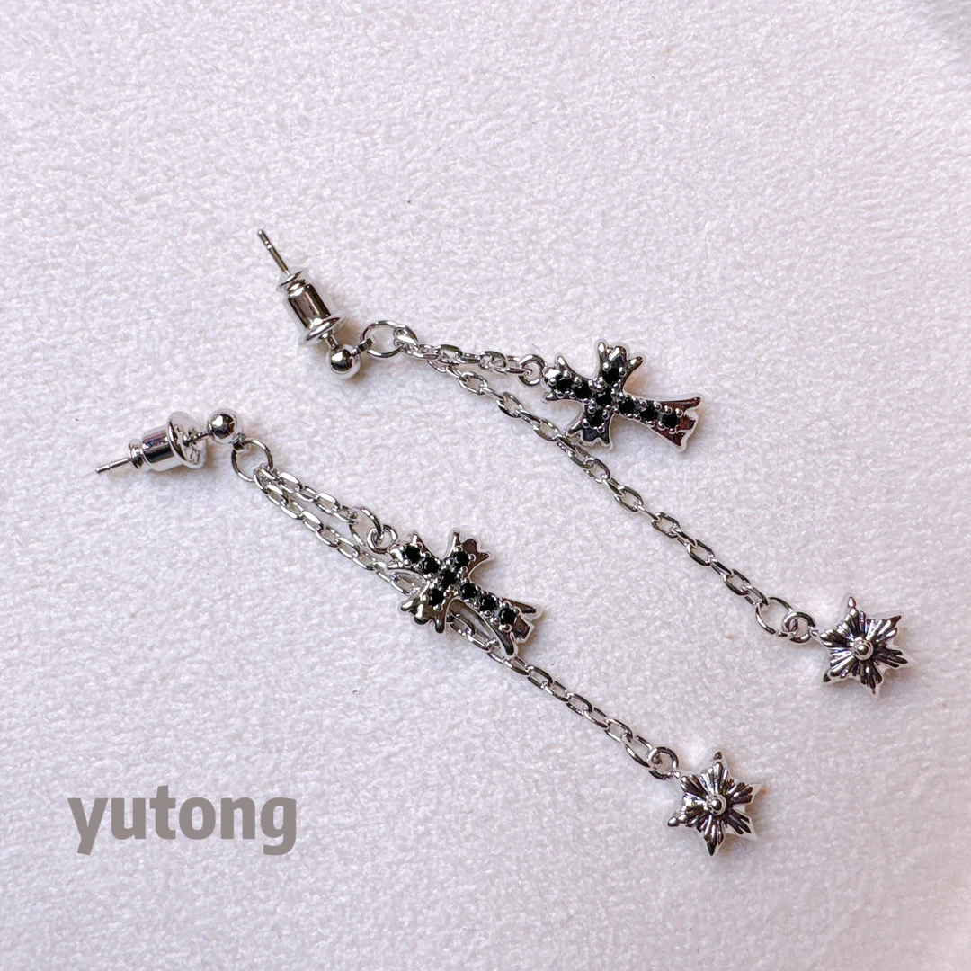 铜合金锆石耳饰 【雨桐轻奢饰品】设计款耳环YT02297