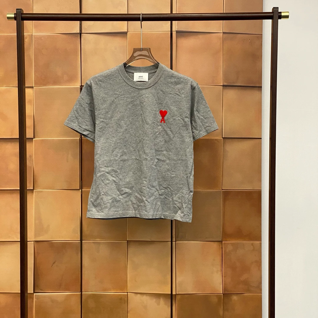99新 AMIPARIS Ami灰色刺绣爱心短袖/xs码/99新/30291