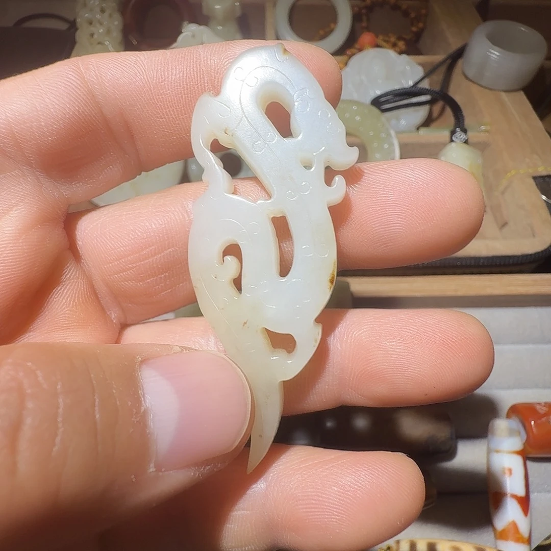 古***别和田玉（白玉）未镶嵌颈饰