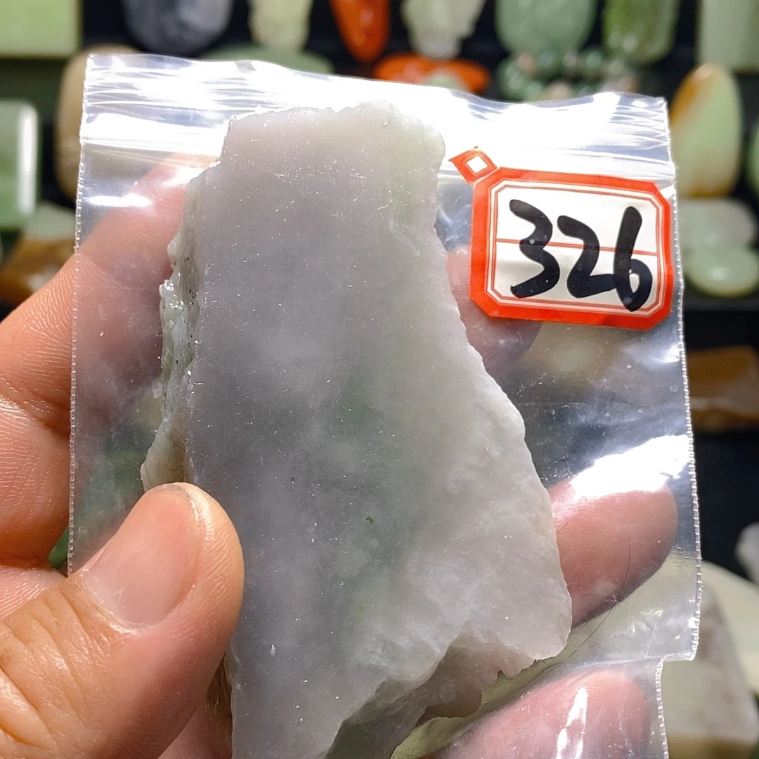 未镶嵌和田玉（糖玉）珠宝半成品