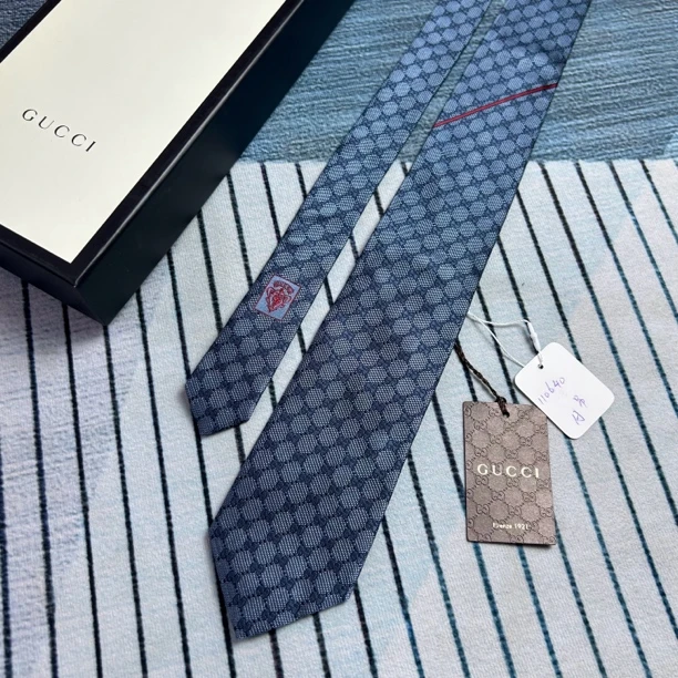 未使用 GUCCI/古驰 古驰满印领带