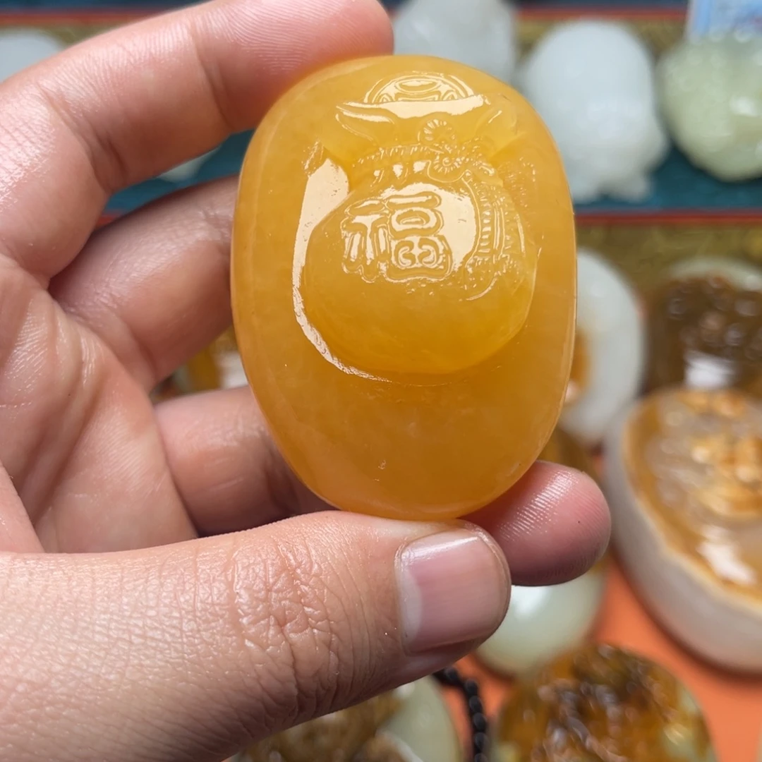 石材天然方解石手把件不退换