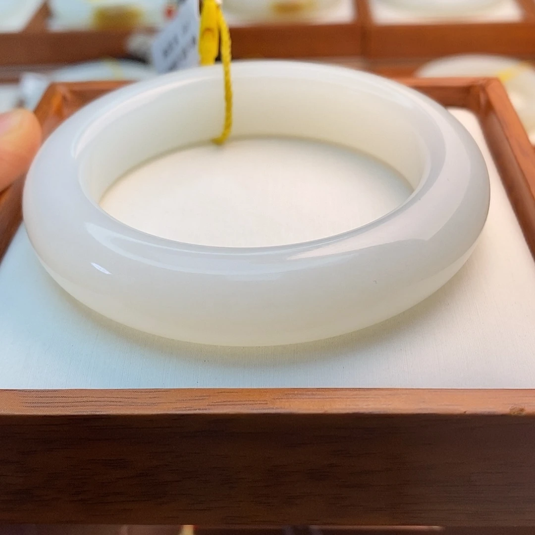 和田玉（白玉）未镶嵌手链