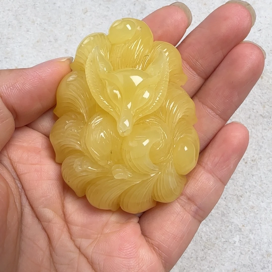 蜜蜡未镶嵌珠宝奇石