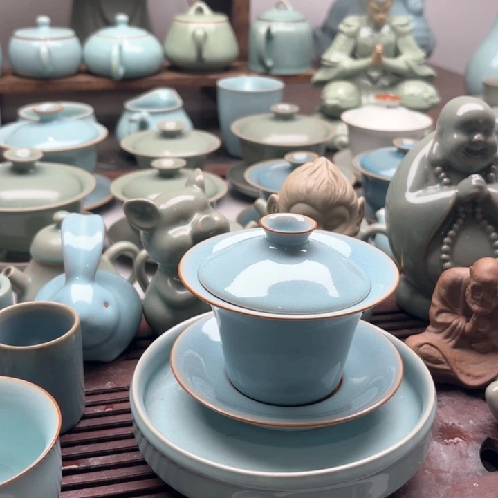 一级品，容量140，天青色，三才马蹄