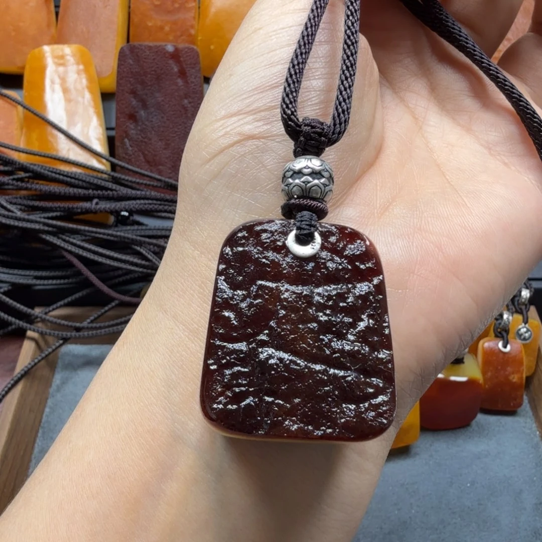 未镶嵌吊坠(赠链)琥珀