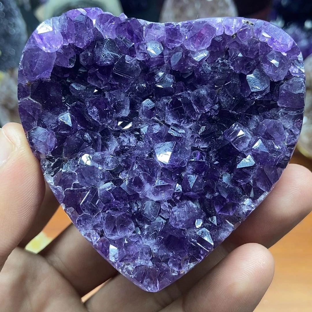 未镶嵌水晶大型摆件（非配饰）