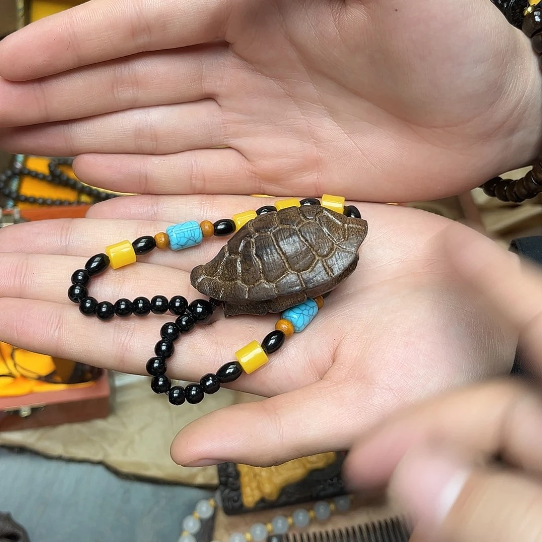 大叶紫檀（黑酸枝木类）