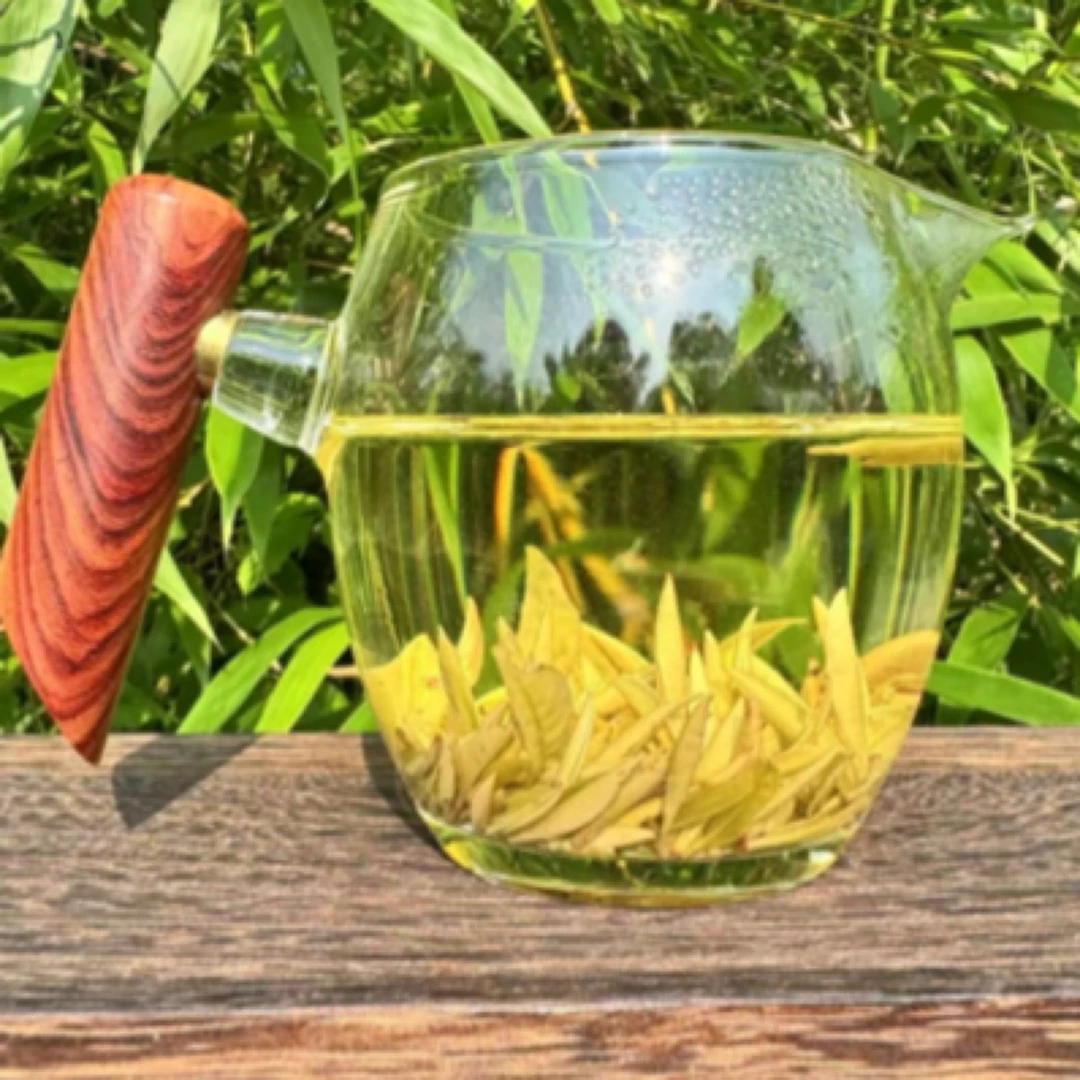 【2025新茶】 明前头采熊猫奶白茶黄金芽 奶香浓郁