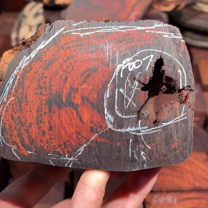 瞧***檀香紫檀（小叶紫檀）手串定制1213老型F007开料后不退换