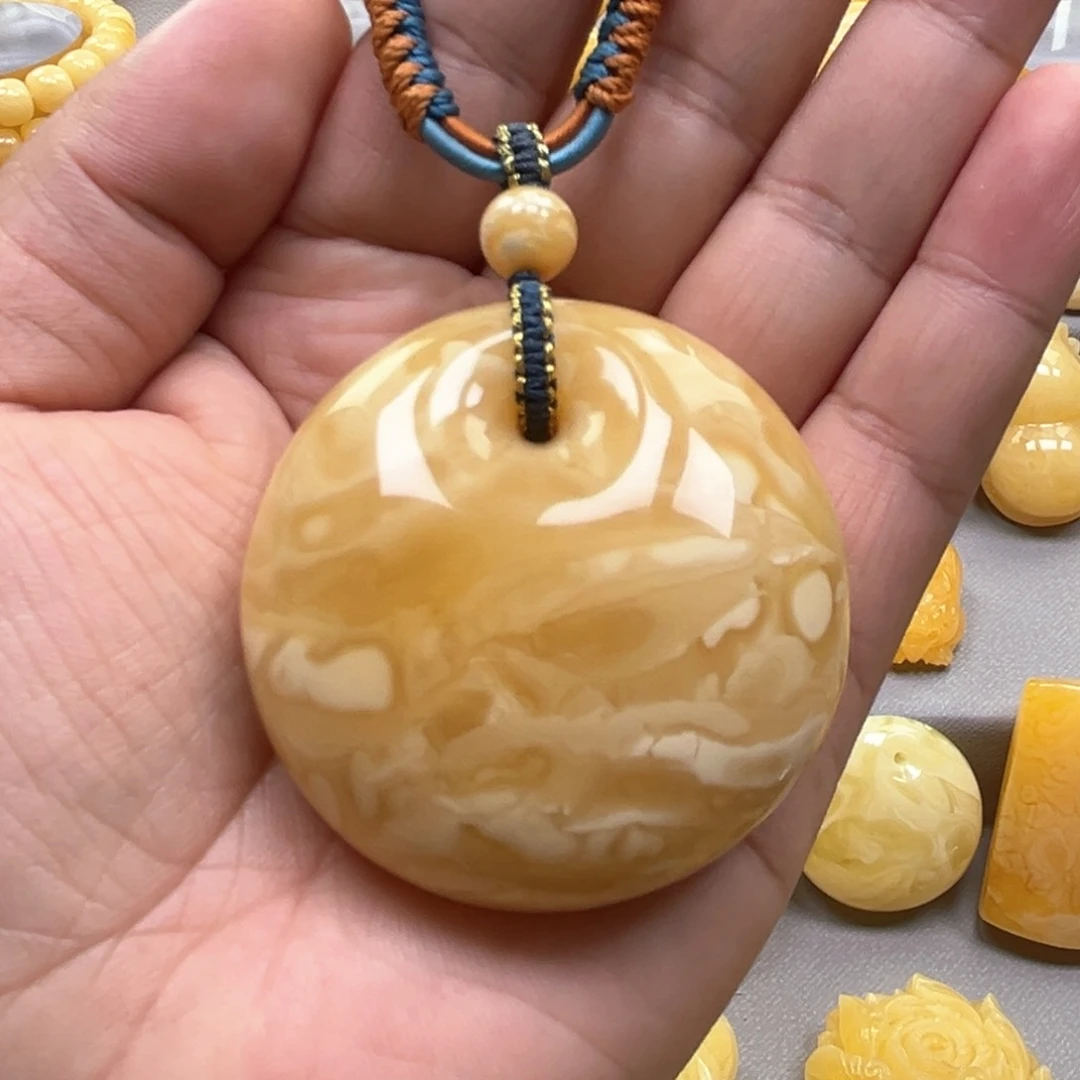 琥珀颈饰未镶嵌吊坠