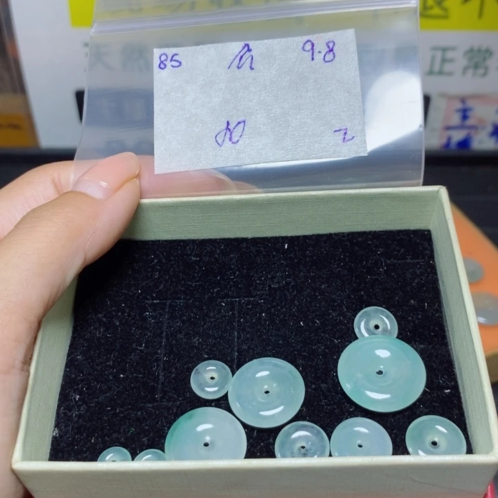 未镶嵌定制翡翠不退