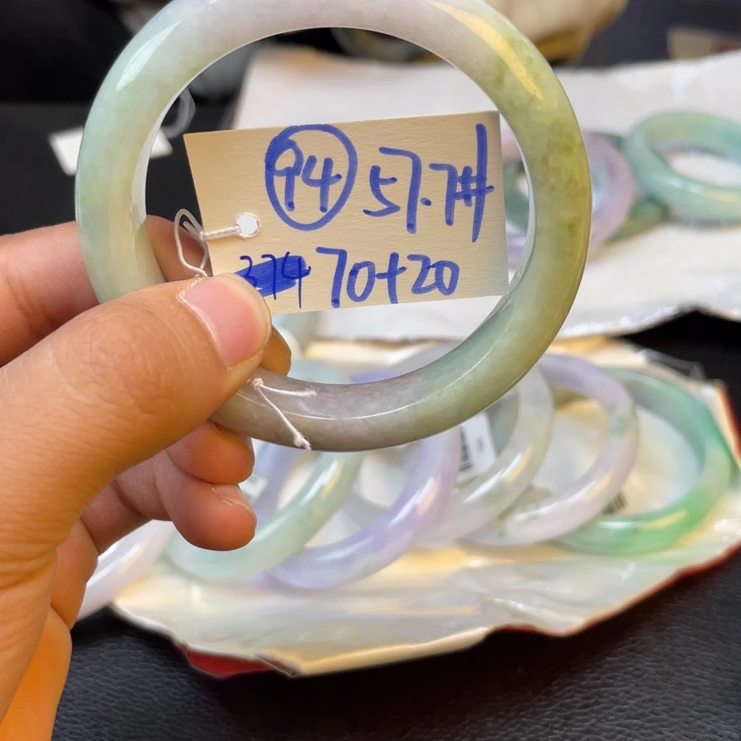 未镶嵌手镯翡翠94